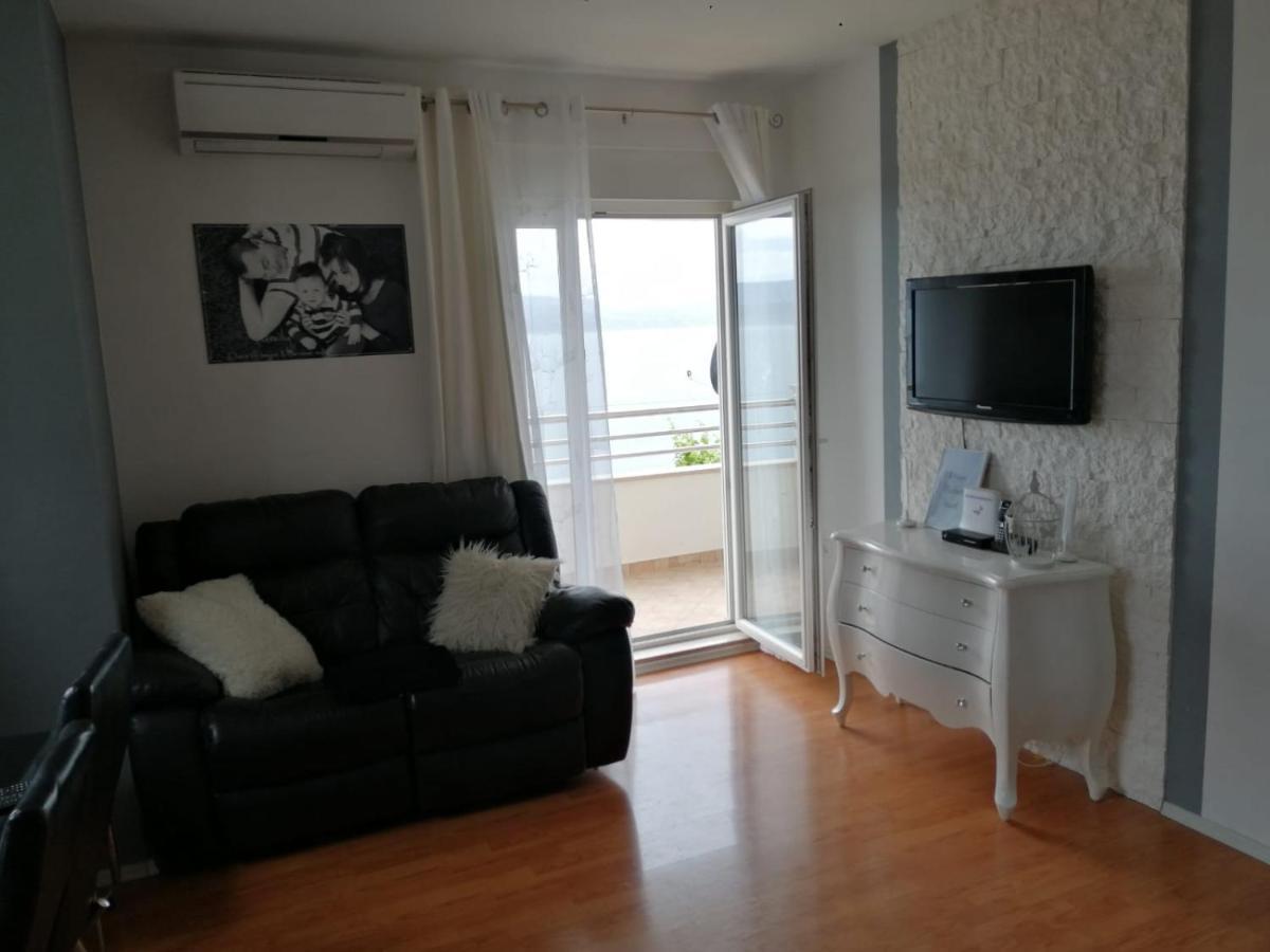 Apartments Kk Celina Εξωτερικό φωτογραφία
