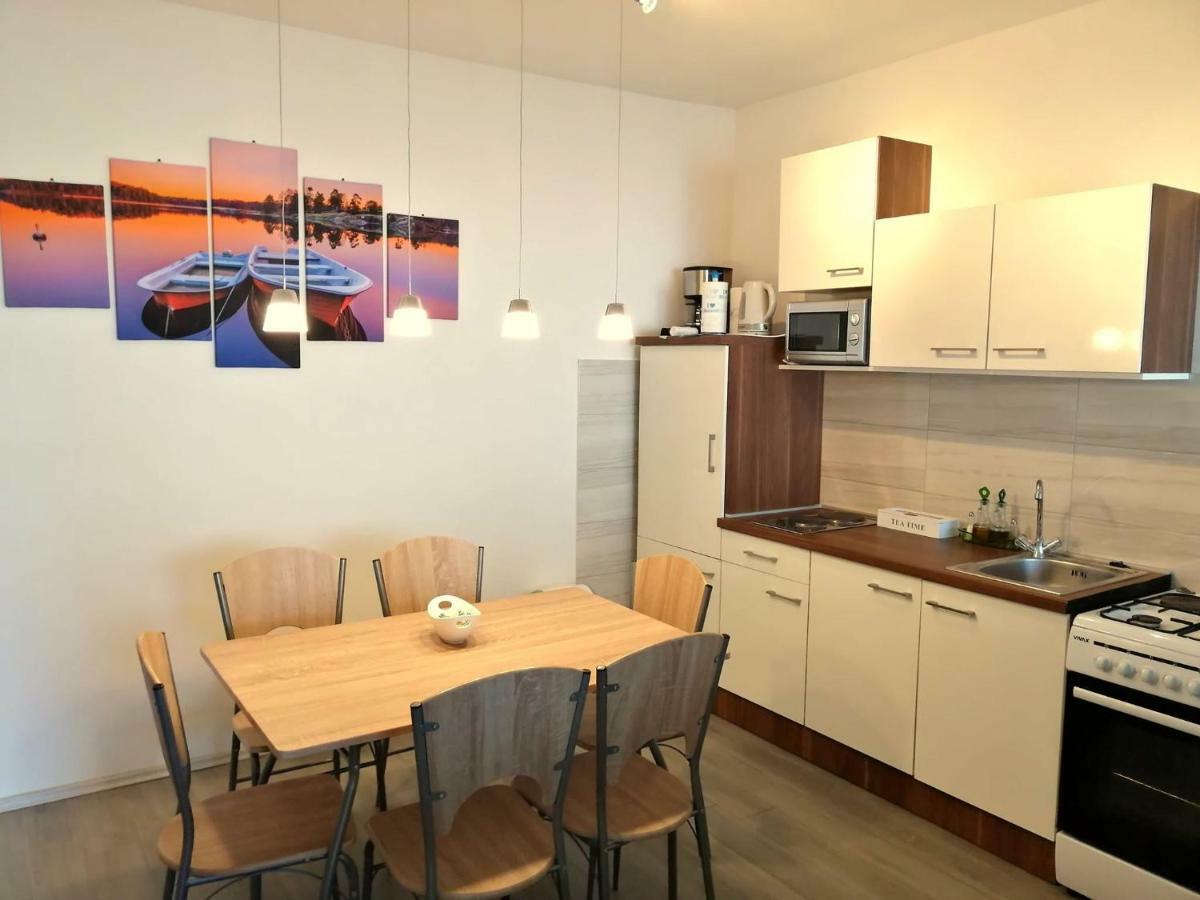 Apartments Kk Celina Εξωτερικό φωτογραφία