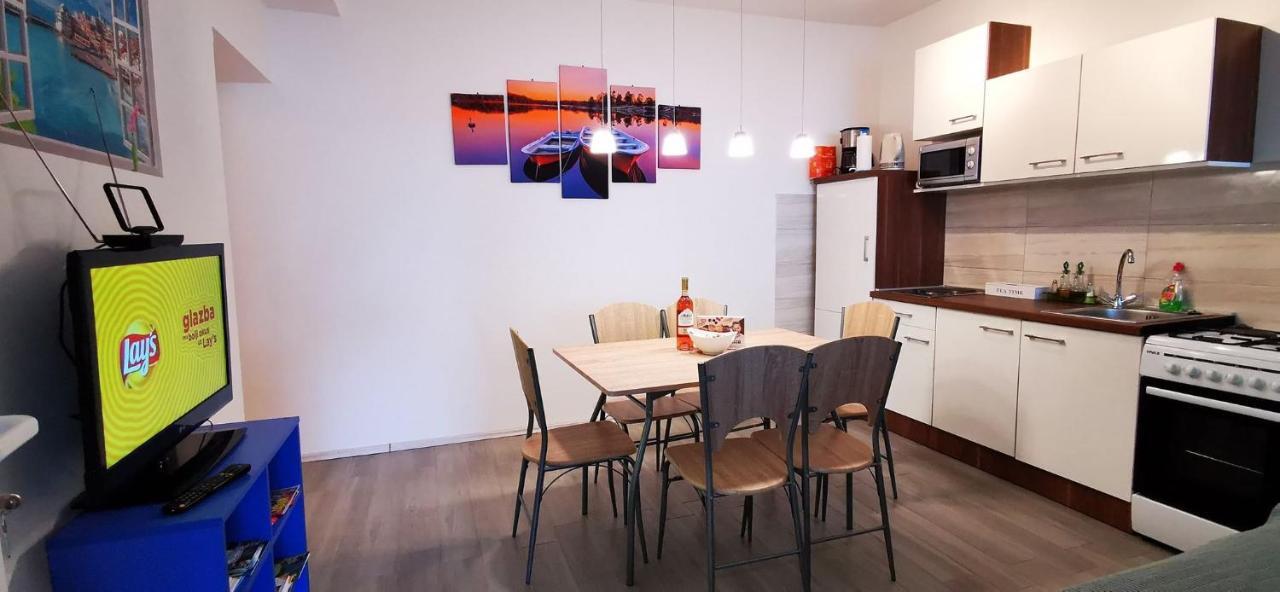 Apartments Kk Celina Εξωτερικό φωτογραφία